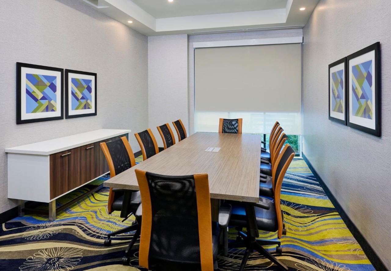 Holiday Inn Express & Suites - Brantford By Ihg Buitenkant foto